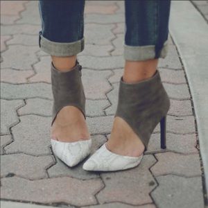 Steve Madden Vyceroyy Heels